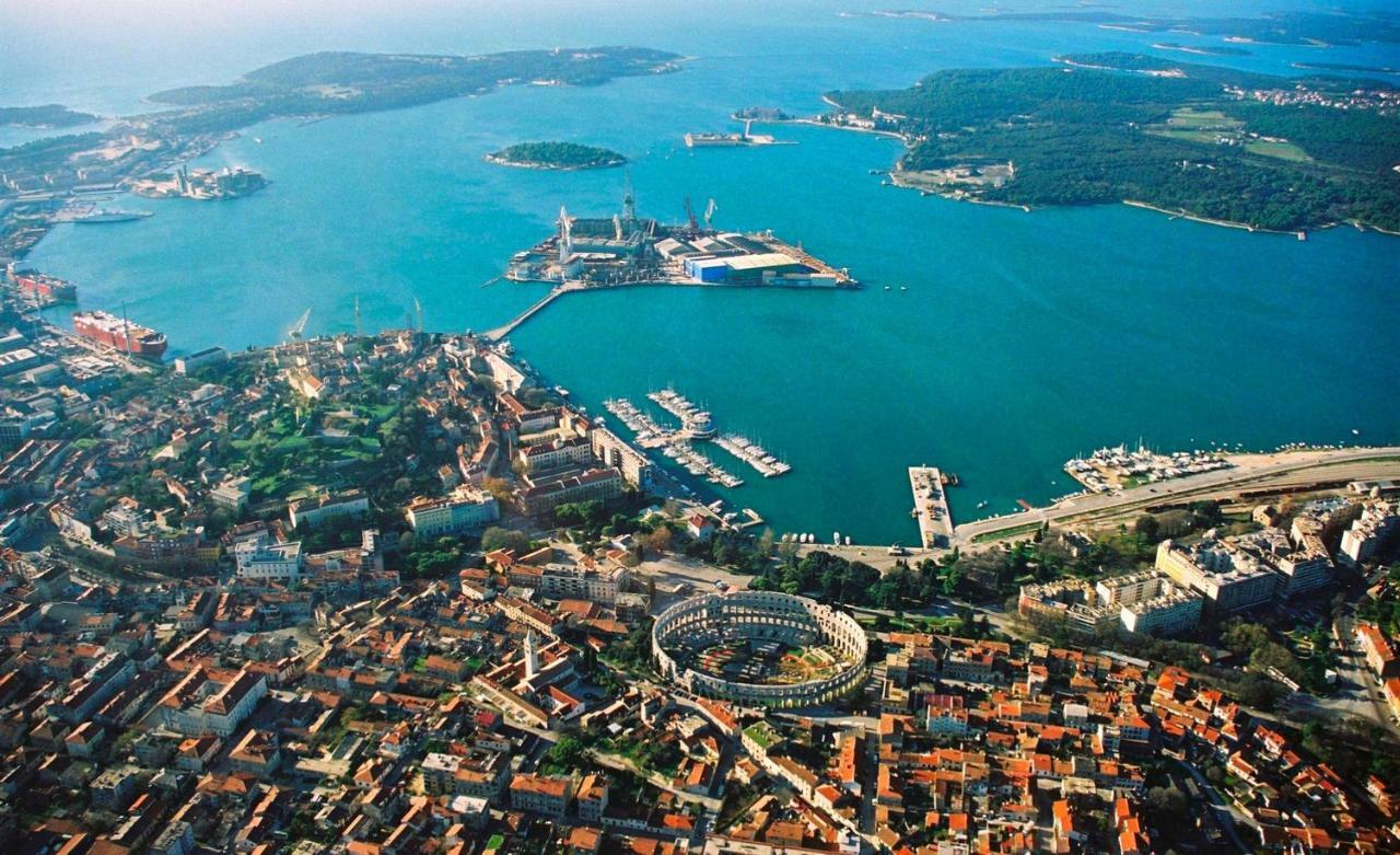 Apartament Luxe Mr.m 2 Pula